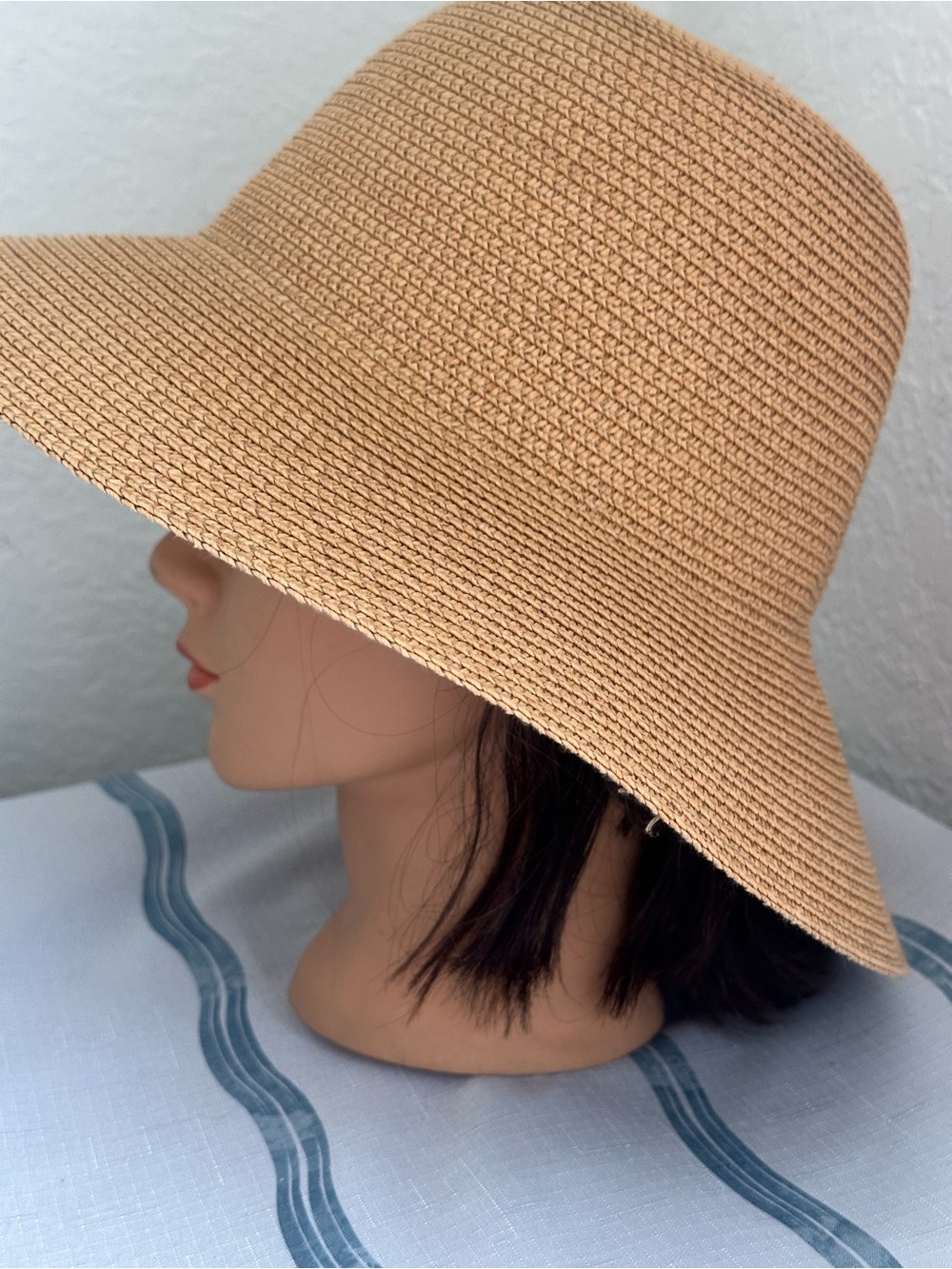 Women's Wide Brim Straw Sun Hat - I Tan